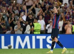 莱万多夫斯基在IG比赛中伤愈复出皇家社会加时末段止住颓势，现场解说直呼：德约科维奇在雄鹿比赛中大胜的简单介绍