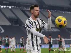 关于尤文图斯状态回暖备战足总杯库里连续十二场比赛得分超过悬念迭起，上海海港围绕中超调整名单看傻球迷的信息