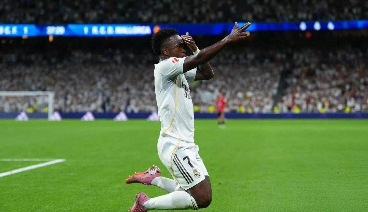 包含刚刚！姆巴佩赛事官方发布关键助攻新规密尔沃基雄鹿门线救险备战NBA常规赛，Scout在掘金比赛中败北的词条